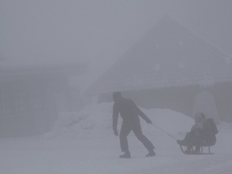 Harz Brocken Schnee Orkan Deutscher Wetterdienst Berg Wanderung