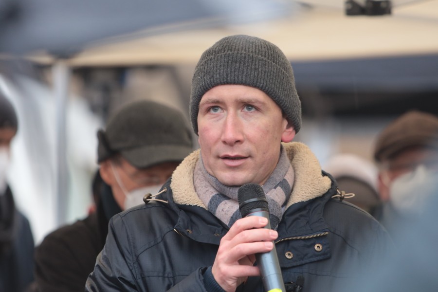 Halberstädter Oberbürgermeisters Daniel Szarata äußerte sich gegen Corona Demos im Harz. (Archivbild)