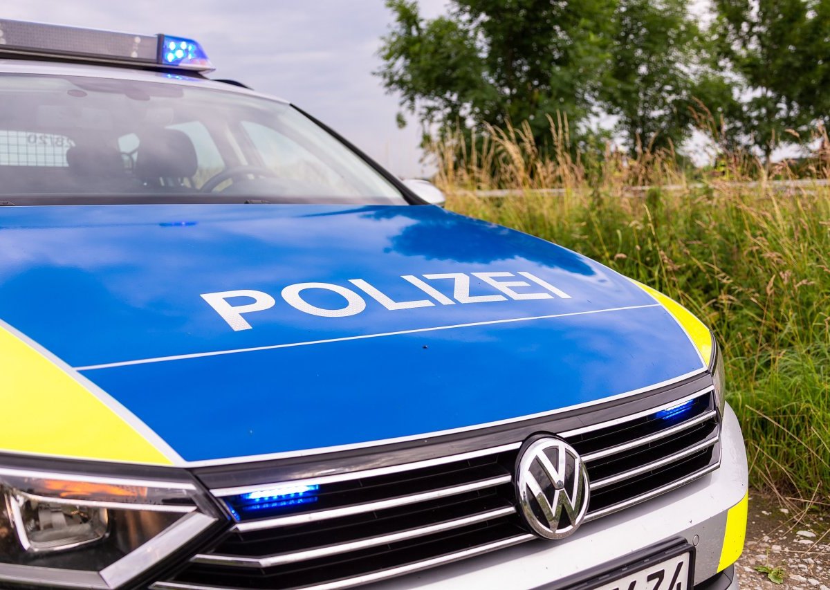 Polizei Feldweg Königslutter