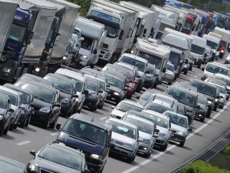 Stau auf der A2 bei Braunschweig