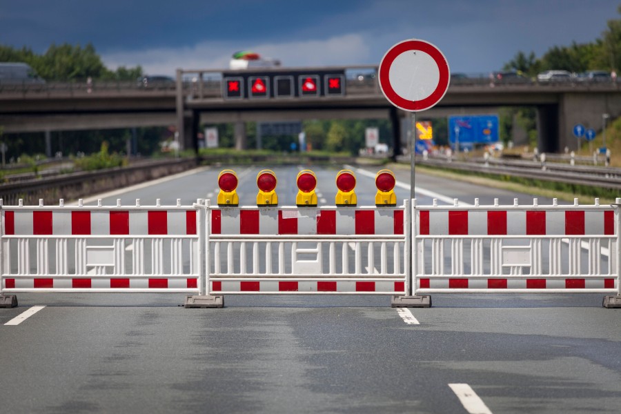 Auf der A39 bei Braunschweig gibt's kein Durchkommen mehr (Symbolbild).