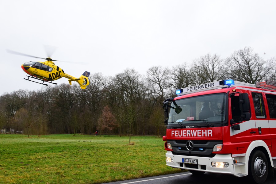 Auch „Christoph 30“ flog zur Unfallstelle. 