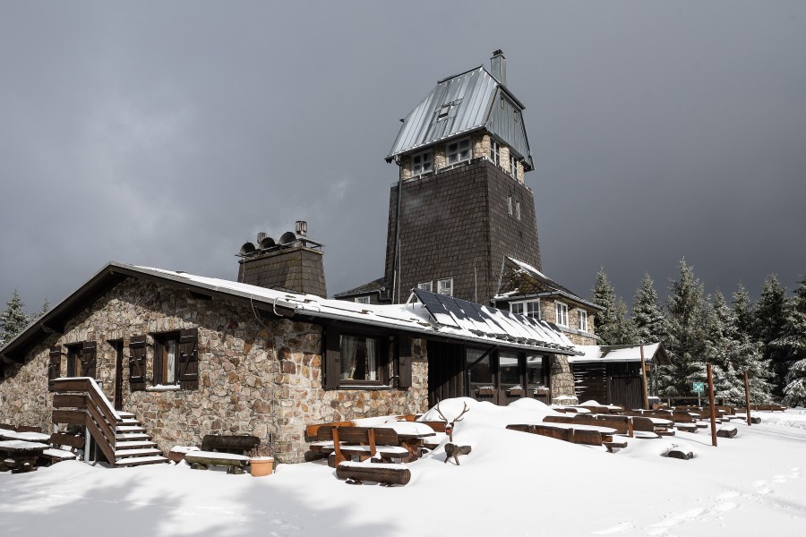 Um die Hanskühnenburg im Harz wieder auf Schuss zu bringen, haben die Pächter zwei Jahre Zeit. 