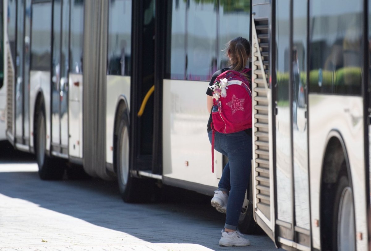 salzgitter bus mädchen