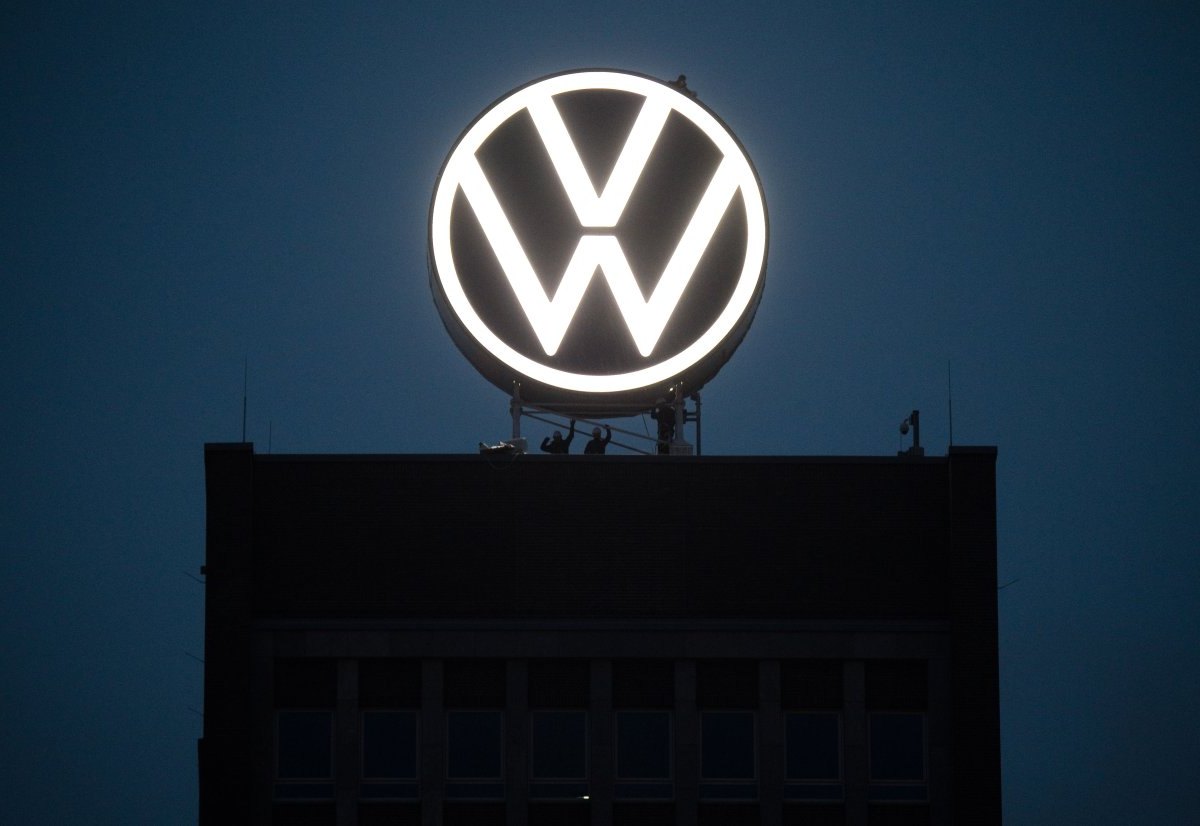 vw nacht logo abend dunkel