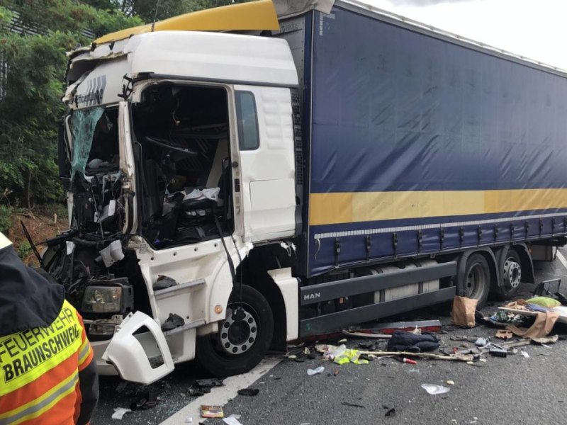 A2 bei Braunschweig unfall
