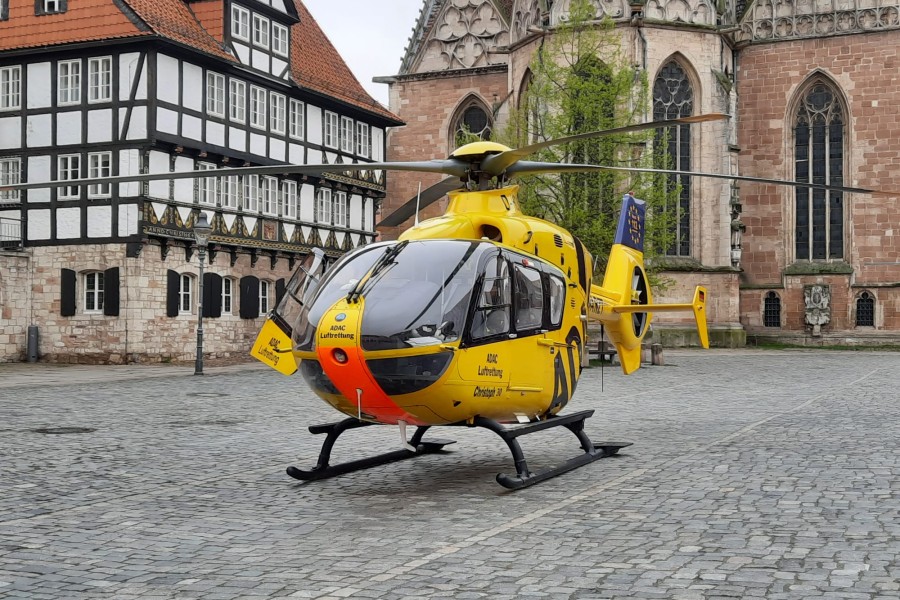 Hubschrauber-Einsatz auf dem Altstadtmarkt in Braunschweig!