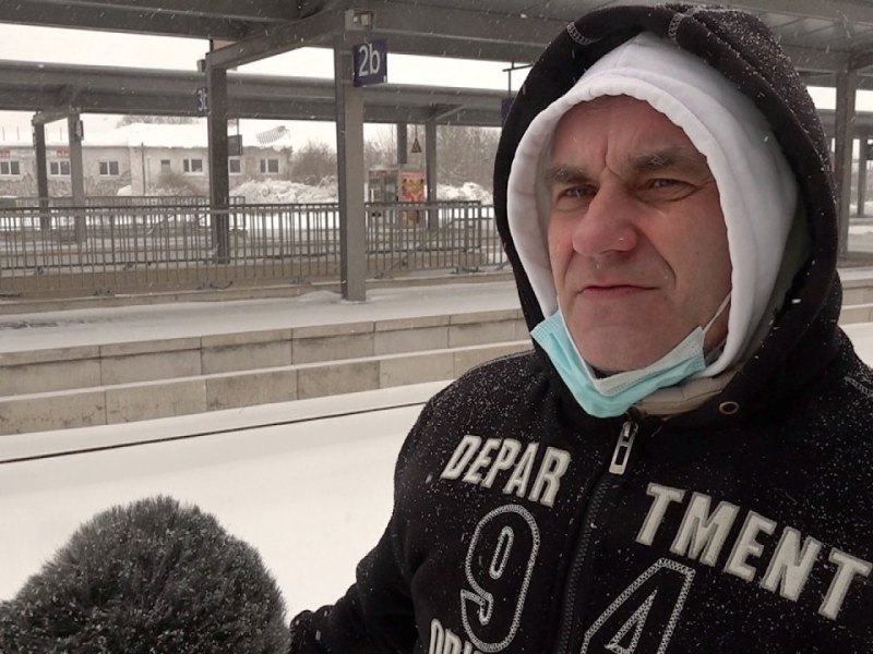Andreas harz zug bahnhof halbesteradt schnee winter abellio