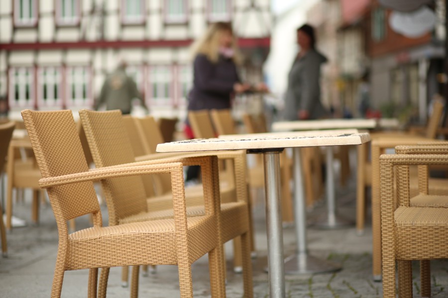 Die Außengastronomie darf wieder starten in Niedersachsen. Unter bestimmten Bedingungen. (Symbolbild)