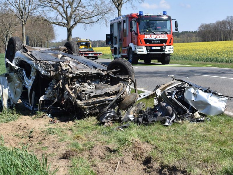 Bokensdorf-VU-VW-Golf-51.jpg