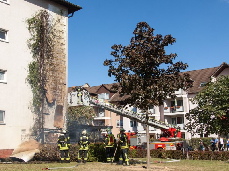 Container brennen in Salzgitter Lebenstedt