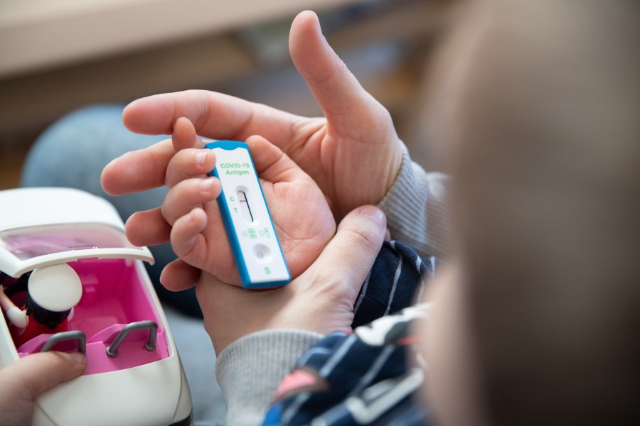 Die FDP fordert mehr Tests für Schüler und Schülerinnen. (Symbolbild)