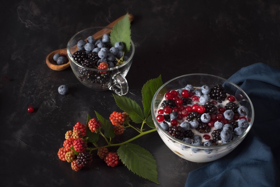 Beeren auf Spargelcreme, kann das schmecken? Das fragen sich die Kandidaten bei „Das perfekte Dinner“ in Braunschweig. (Symbolbild)