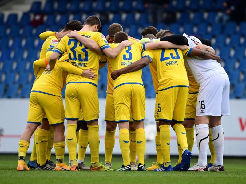 EintrachtBraunschweig-Paderborn.jpg