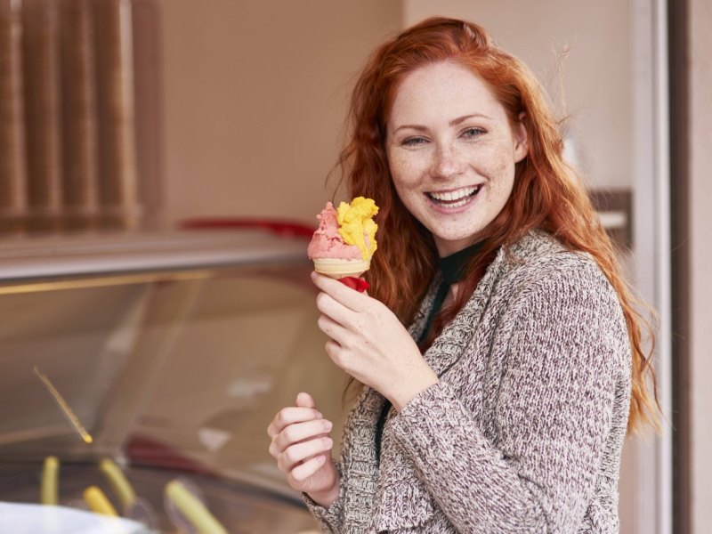 Eis-frau-eisdiele.jpg