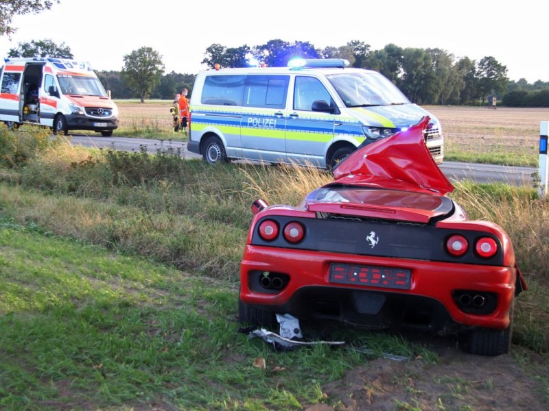 GifhornFerrariUnfall