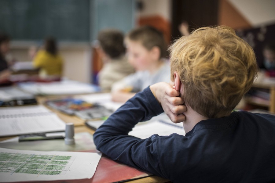 Ein Junge aus dem Kreis Gifhorn ist mit seinen acht Jahren bereits in der zehnten Klasse des Mathe-Unterrichts. (Symbolbild)