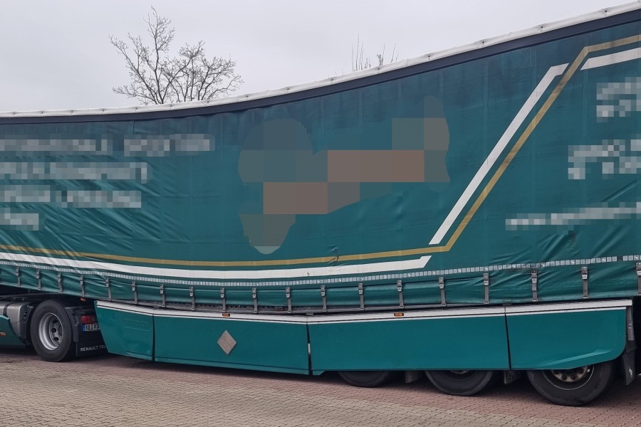 Unfassbar, wie dieser Lkw auf der A7 in Niedersachsen unterwegs war! 