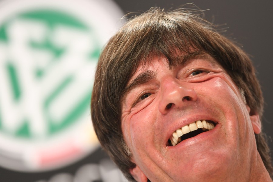 Der große Umbruch ist zum Auftakt der Mission WM-Titelverteidigung nicht notwendig – so sieht das auch Joachim Löw. (Archivbild)