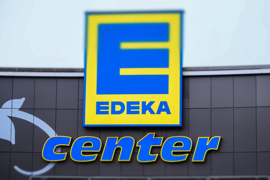 Aus Real wird Edeka in Wolfsburg. 