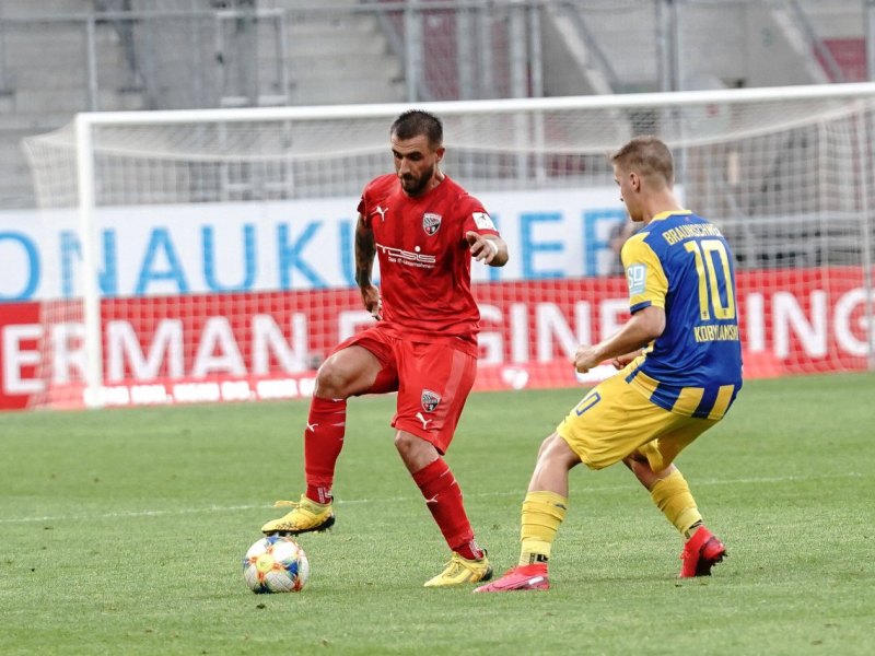 Robin Krauße  Ingolstadt Eintracht Braunschweig