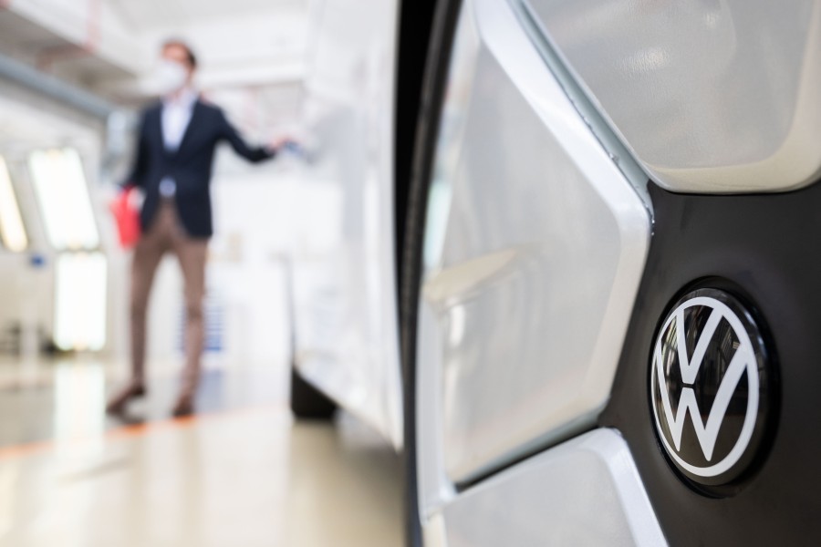 VW-Chef Diess nimmt sich die USA und China als Vorbilder beim Thema Digitalisierung. (Archivbild)