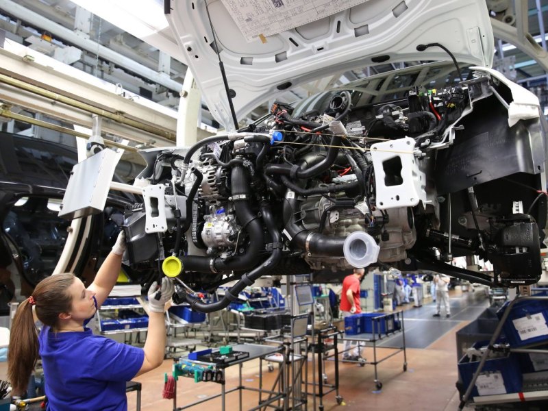 VW Mitarbeiterin