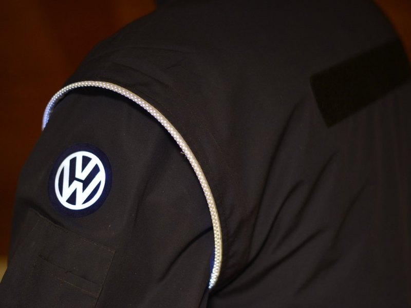 VW Smart Jacket Detail.jpg