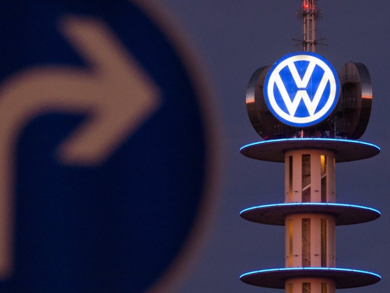 VW Volkswagen Logo
