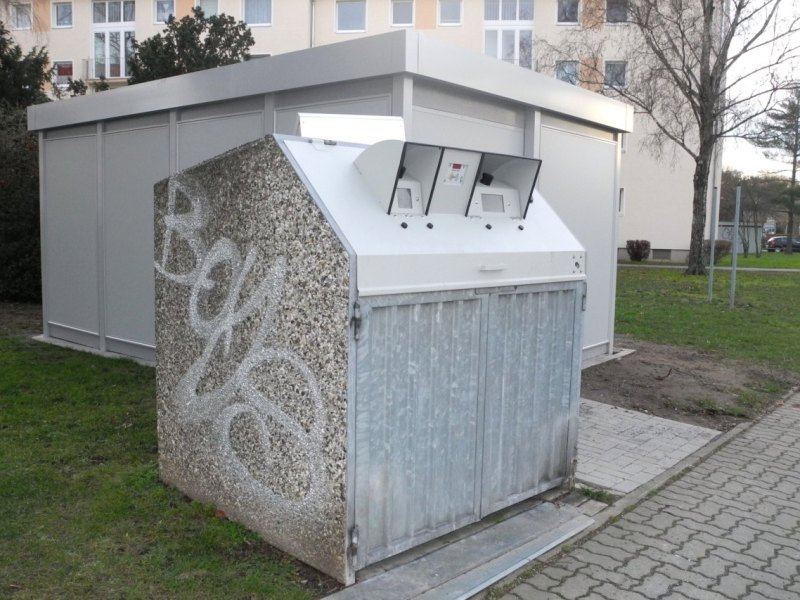 Wolfenbüttel Müll Müllcontainer Bobby Box Müllschleuse  (2).JPG