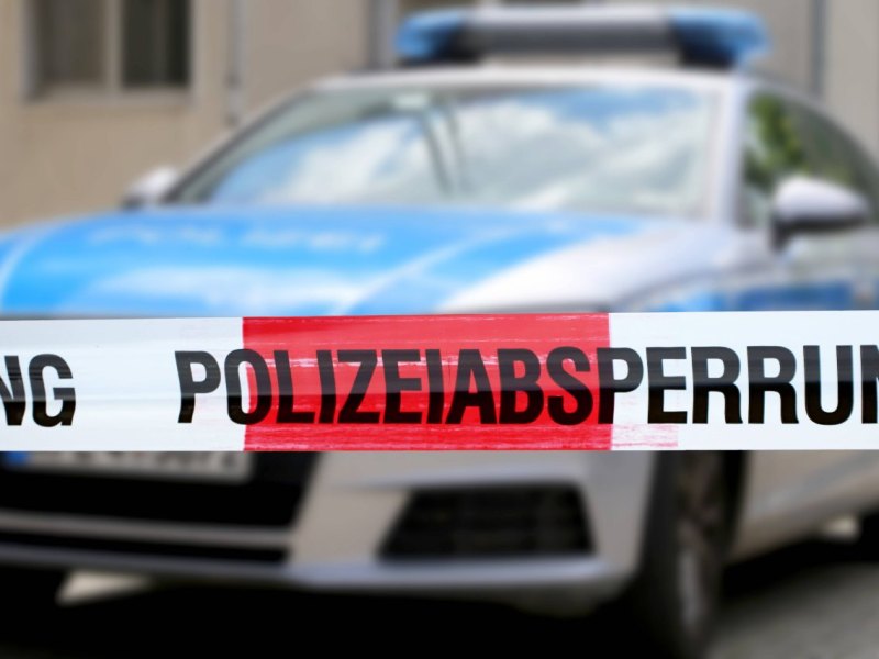 Wolfsburg-Polizei-Absperrung.jpg
