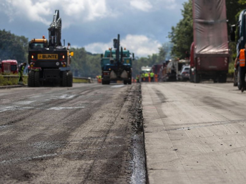 a2 baustelle peine hannover autobahn asphalt