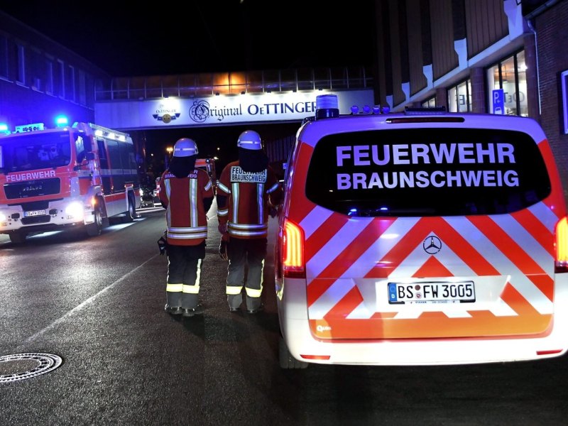 brand oettinger braunschweig bier brauerei feuerwehr