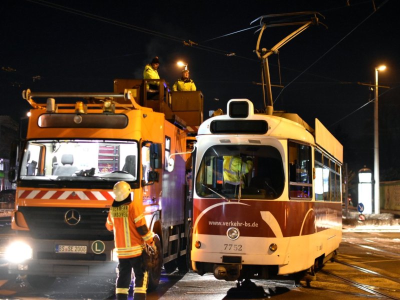 braunschweig straßenbahn bsvg tram entgleist