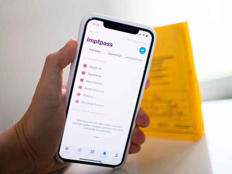 digitaler impfpass smartphone.jpg