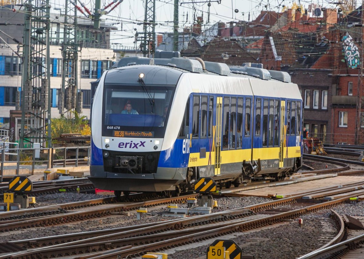 erixx zug bahn bahnhof hannover