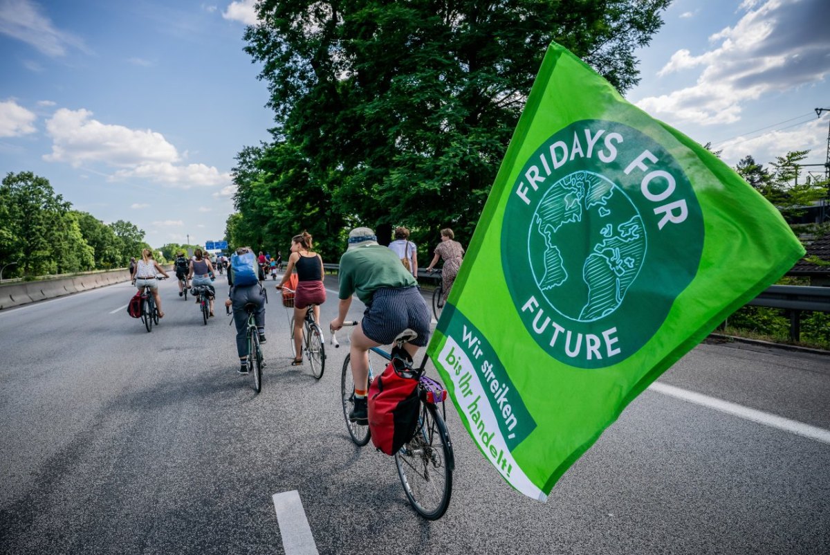 fridays for future autobahn demo a7 a2 hannover peine hildesheim gericht urteil