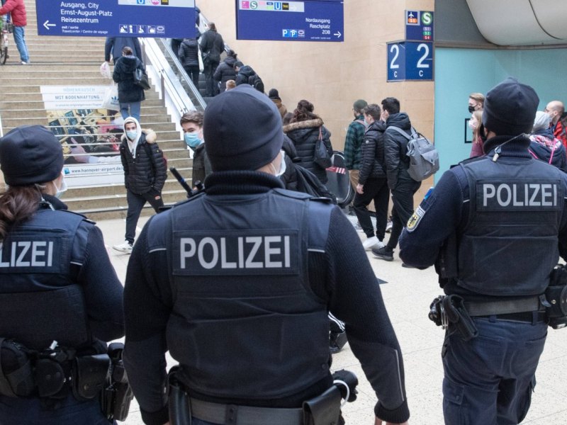 hannover hauptbahnhof.jpg