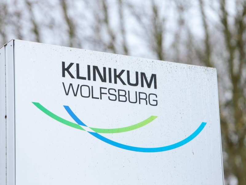klinikum Wolfsburg schild
