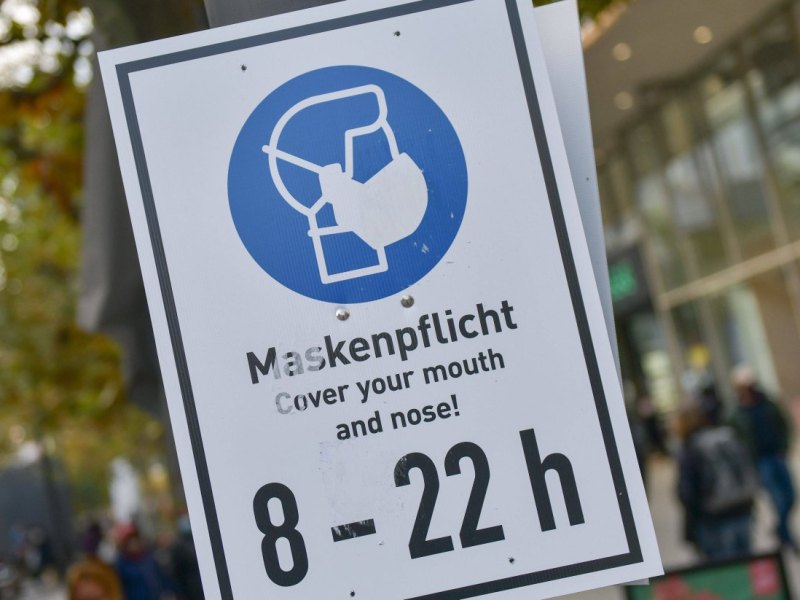 maskenpflicht schild.jpg