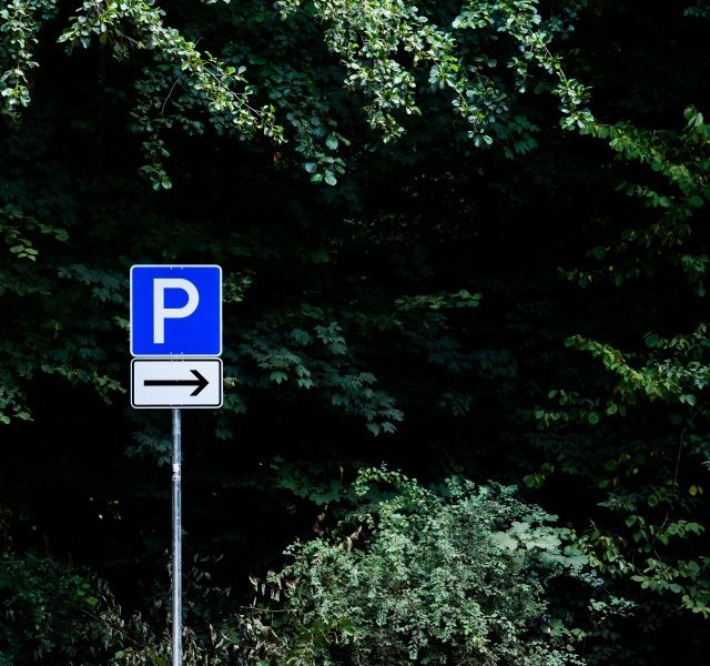 parkplatz schild braunschweig fahrrad flunder