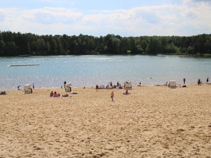 piratenfest bernsteinsee strand.JPG