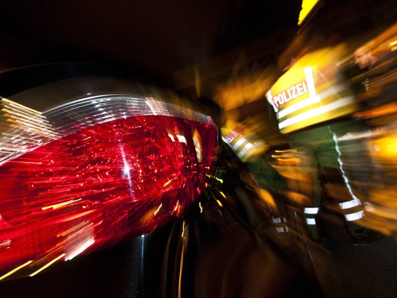 polizei autorennen tuner tuning kontrolle