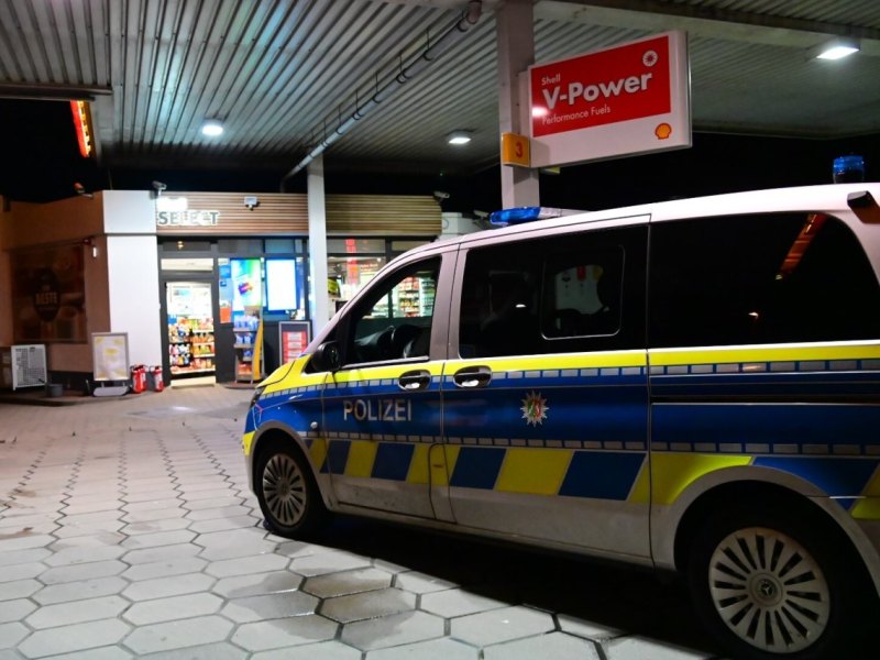 polizei tankstelle überfall wolfsburg