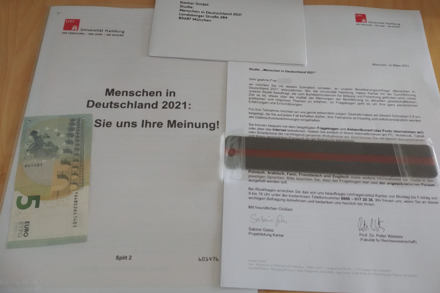 Eine Frau aus Wolfenbüttel wundert sich über den Geldschein in ihrem Briefkasten. 