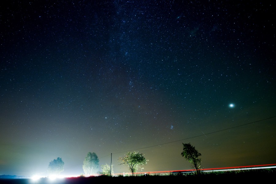 Auch in der Nacht auf Sonntag sind die Sternschnuppen noch zu sehen. (Archivbild)