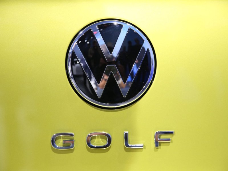 vw golf.jpg