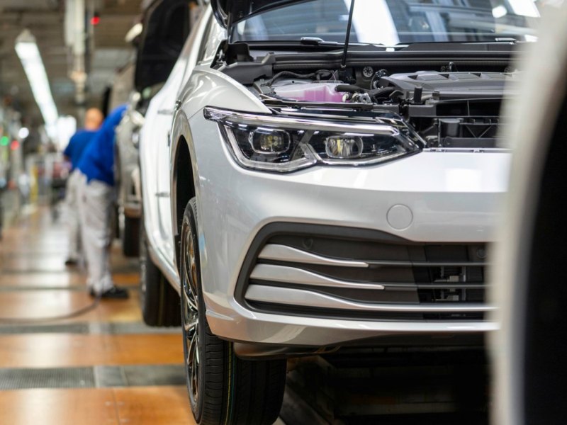 vw golf wolfsburg produktion mitarbeiter