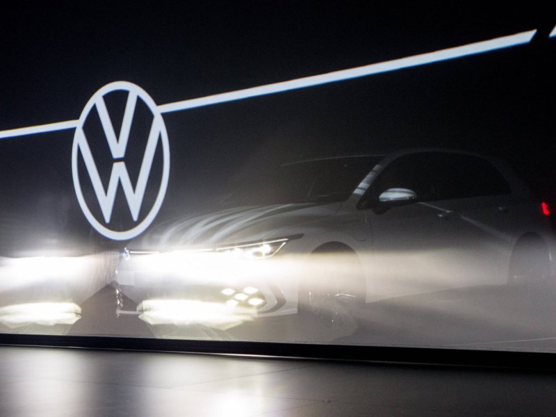 vw golf.jpg