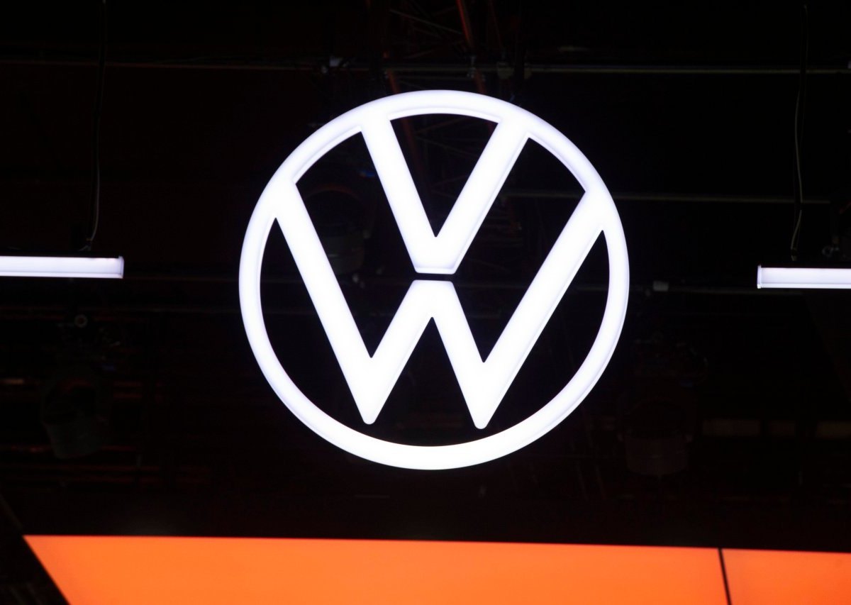 vw logo.jpg